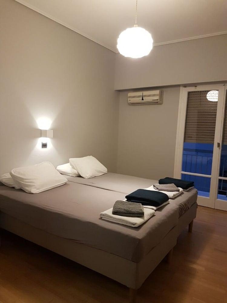 Super Modern Minimal Flat Nr Metro & Arch. Museum Atenas Exterior foto