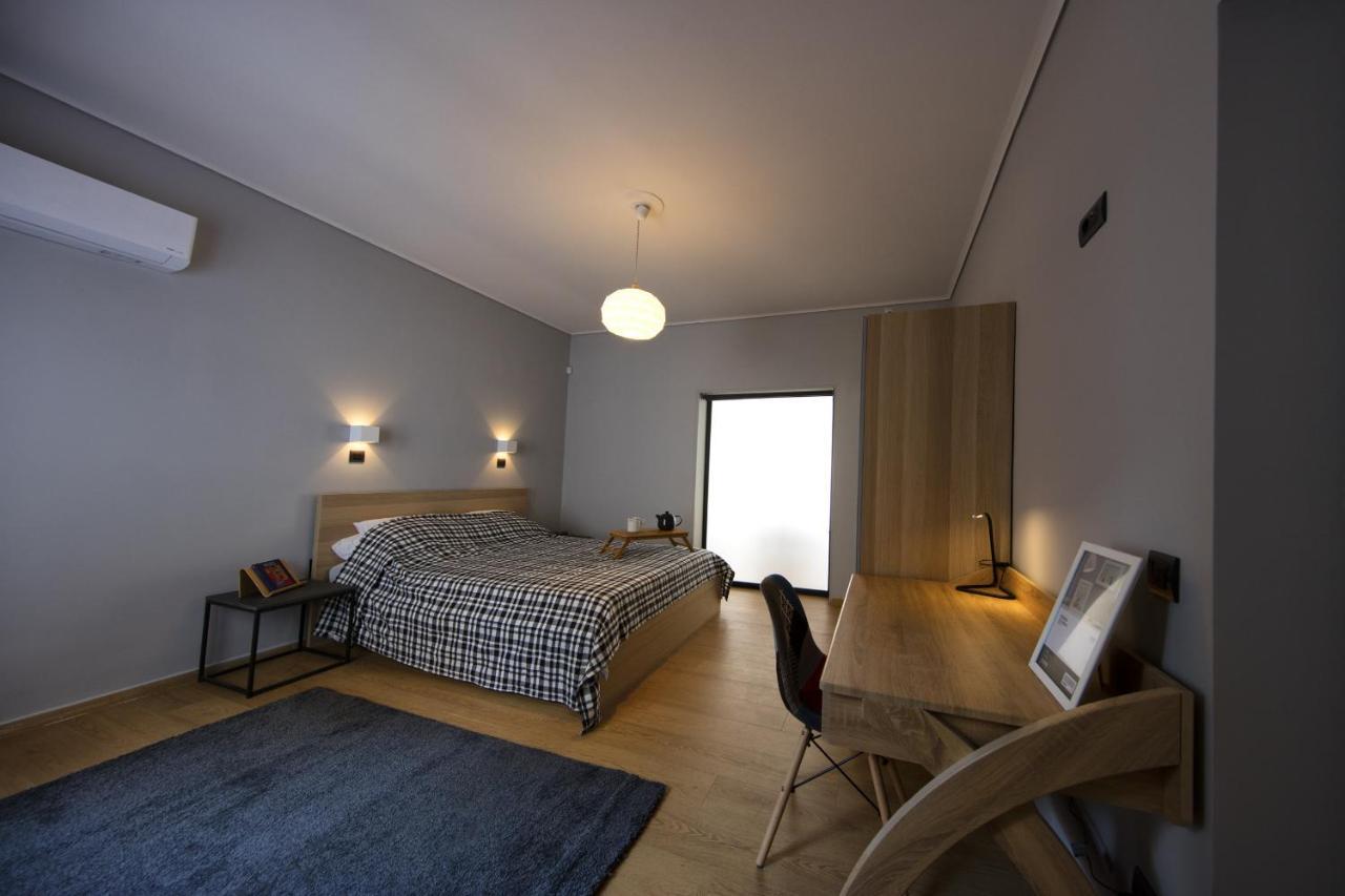 Super Modern Minimal Flat Nr Metro & Arch. Museum Atenas Exterior foto