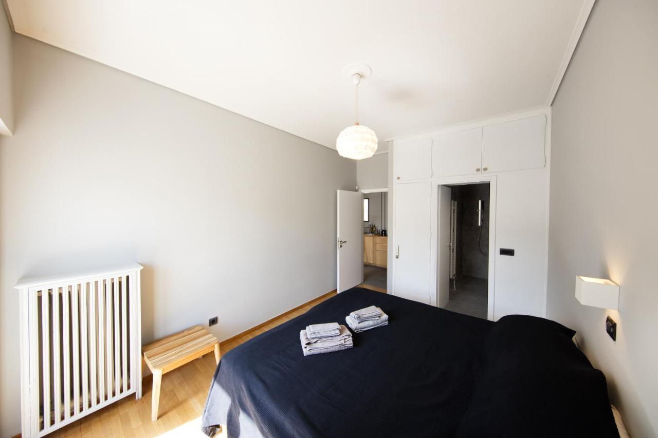 Super Modern Minimal Flat Nr Metro & Arch. Museum Atenas Exterior foto